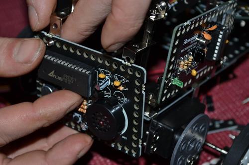 RoboSverige's profile picture. RoboRobo has now launched in Sweden! The RoboKits are suitable for both experts and beginners. #robotics #robot #creativity