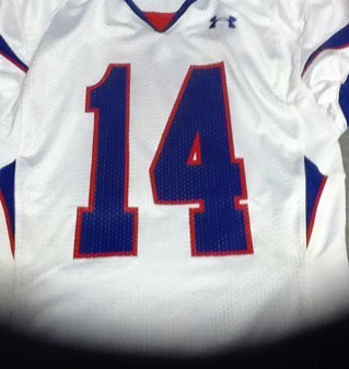 CodyParsley's profile picture. Freshman at MCHS | i play football and basketball | #WVU | #TeamKobe | #Reds |