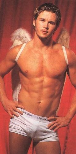 Im Jason Stackhouse,im the law around here but i also like to get wild ;) [Role-play] [Gay] [Mature 18+]