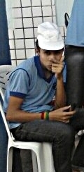 Tenho 16 Anos , Moro Em Santa Rita ,Sou Sincero,Gosto De Futebol , Gosto De Ir A Festa , E Gosto De Fala A Palavra BAGO , kk , 
Msn : junior.playb@hotmail.com