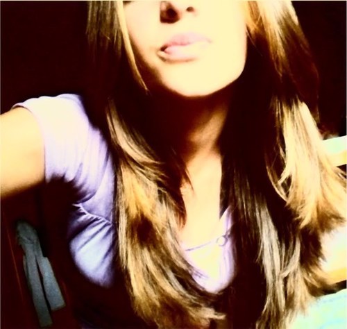 kra...nem eu sei me defini..só nao gosto que julguem antes de conhcer!!
*-*
sou do @giizor
