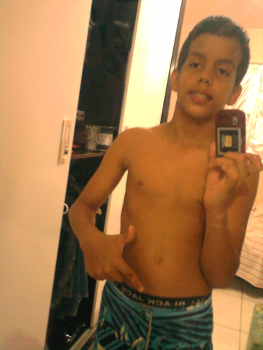 Twitter é Arte e os Nub Não Faz Parte ♂♂
http://t.co/UvgvaV8Ykn