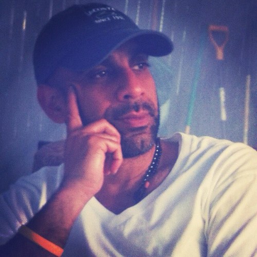 r_alba68's profile picture. 