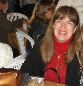 Católica RCC, MBA em Adm Marketing p/ FGV. Casada , tenho dois filhos maravilhosos.Alegre, dócil, super comunicativa,autodidata, sincera e fiel.