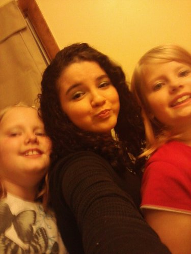 Pheobe_Jacobsen's profile picture. Just follow me I follow back . (: