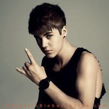 I LOVE JUSTIN BIEBER AND MILEY CYRUS :)