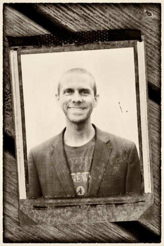 Photographer, passionate, loving, caring, outdoorsy, vegan