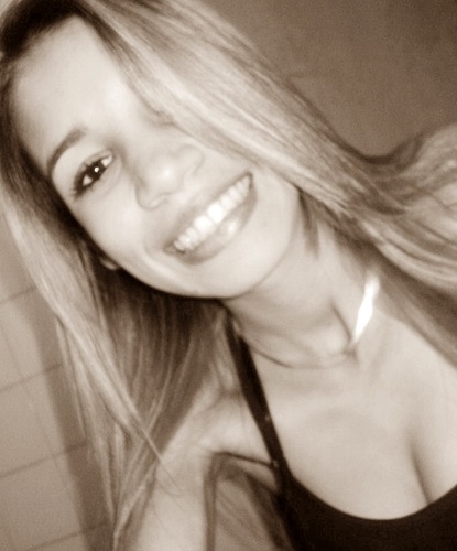 Eu vim da selva sou leão , sou demais pro seu quintal ♫