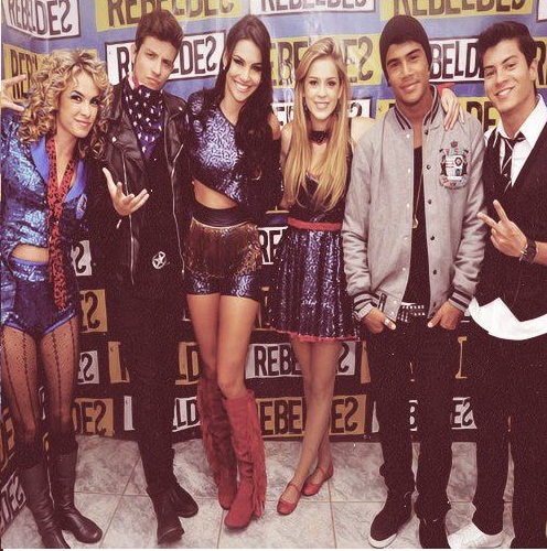 #RebeldeSemFim me sigam sou @sonho_somic