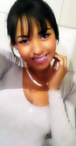 Quem se define, se limita.
Sou humana, não consigo ser perfeita.. ♪