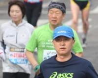 방송이나 신문에서 알수없는 진실을 찾아 트위터를 사랑하는 소시민 입니다. 방법이 옳더라도 욕설로 표현하는 분은 블락합니다. 상식이 통하는 사회를 꿈꾸며...