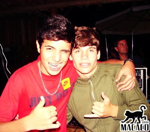 o bil nós segue \õõõ tudo por vcs @roomaanii e @matheusandrey2