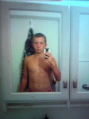 ThomasSanders14's profile picture. im a intergetic 15 year old who loves boxing and basketball