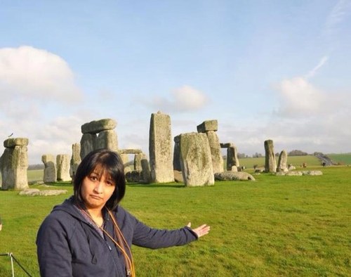 bossismeee's profile picture. can’t sing … can’t dance … but boy can I eat ice cream 🍦