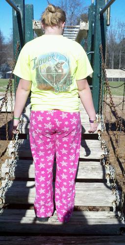 just your average country girl raised below the mason dixon line:) avi is me