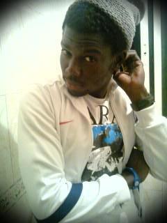 totoseick's profile picture. iciii bha j'n'eii ri£n a faàir'e  #TeamUNKUT#Tea