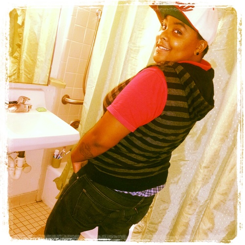 #Team eat pussy......Team HEATS.....Team GIRLS GIRLS GIRLS GIRLS....#S.I.N.G.L.E!!! .#TEAMLESBIAN