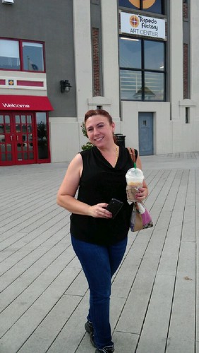 TamaraJonesNoVA's profile picture. I'm happy, sarcastic & witty & strong-willed.  I advocate for the homeless, those who cannot for themselves, & I love taking on a a good cause. Wife & mom❤