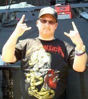 Guy_On_Internet's profile picture. Defiler of all things internet. Find me on any YouTube comment thread. Will make you lose all faith in humanity. Probably shouldn't own a computer.