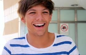 1D fan all the way !
Louis Tomlinson is my hubby. If you are a hardcore Louis fan, then your following the right gurl ..been keepin' it real since 93