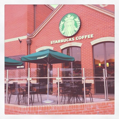 The official Twitter account for the new Starbucks on Brayford Wharf as part of Holiday Inn, Lincoln. Follow and be the first to know about our amazing offers!