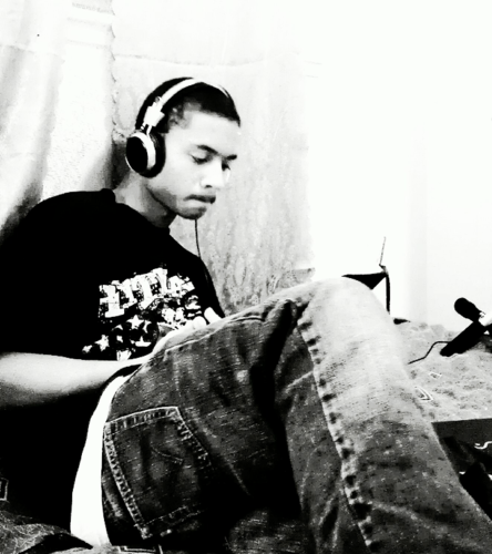 JayDeeBmtEnt's profile picture. I Am Me And Only Want To Be Me I Am 14-15 And I Am A Entertainer I Love Music So Hit Me If You Want To Get Inda Studio