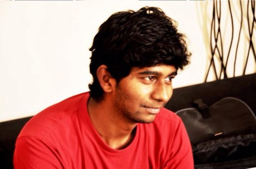 entermemanu's profile picture. 