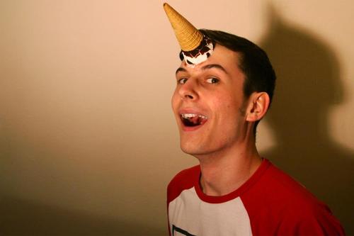 Schindlabua's profile picture. A programmer turns coffee into code. A coprogrammer turns de into ffee.