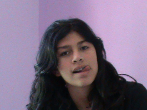 Leonina,apaixonada,feia,irritante,engraçada,super fã da Megan Nicole,Supernatural,Demi Lovato e acima de tudo Mega fã da Selena Gomez!!