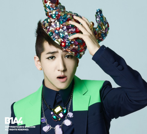 Verified from @KPOP_RPLine || September 5, 1992 || B1A4 main rapper || @HVYooyoung_SRP she's mine! Senggol? Bacok [29072012]