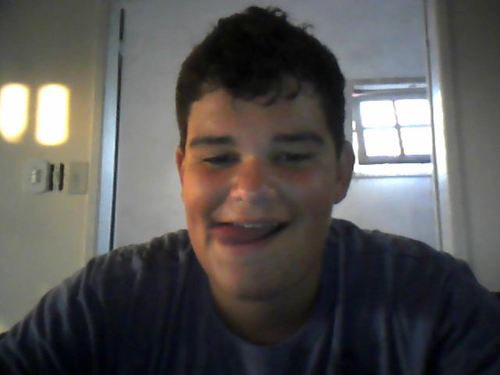cristão,manjo pouco de viola + oqe eu sei msm de verdade é tocar batera. e isso ae presisar to aÊ ;P 
Msn ae: yuripachecoaguiar@hotmail.com
 ;*