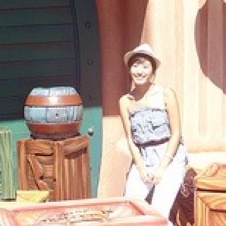 Doraji_'s profile picture. 요리/취업/핏불/반려동물/느린어답터/영어/삼겹살/스쿼시/한국화/미술사/아이스커피/반나절여행/ 사진/하이킹

morals, empathies, stories, and aspirations matter a great deal in my life.