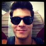 Oqe eu posso falar aqui e q eu amo o Arthur,isso e o minimo...Pq o maximo nao caberia em 160 caracteres♥Ofi:@FlorianoOficial e @KatiaAguiarQuei