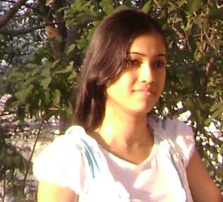 A li'l Tweety Bird in a twitter world..[:P]