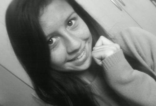 Tenho 16 anos,sou chata,ciumenta,exagerada,feliz :D complicada e perfeitinha ;) 
 | MSN: jaky_gatynha1@hotmail.com