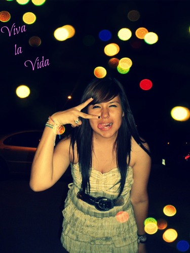 -Oly:p Yo soi fan de The Jonas Brothers! & Demi Lovato!♥ son mi vida, mis inspiracion mi TODO :')