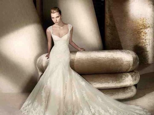 The Ivory Boutique offers beautiful designer Wedding Dresses at amazing discounted rates!
