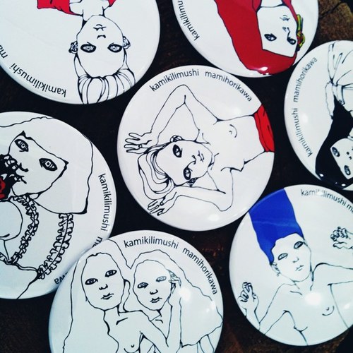 mampicta's profile picture. 描いてます、。
すきなたべもの、韓国海苔とさけるチーズ