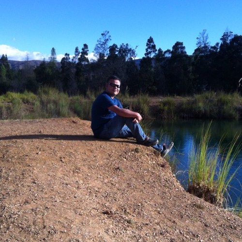 juliantello's profile picture. 