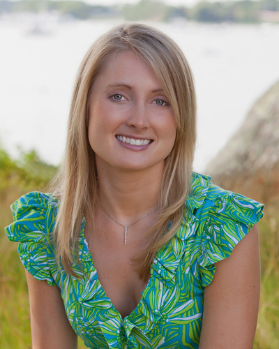Fitness professional and blogger. Fan of barre, pilates and dance cardio!