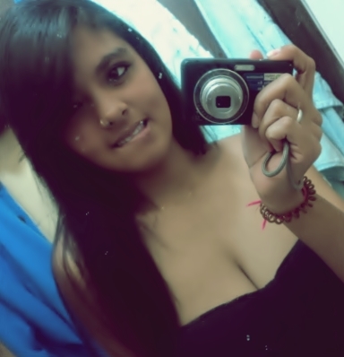 Sou Uma Das @natas_ofc & @_Perganthinnes Tenho 17 anos,Soou #Irmã Da @_Deehs22  && #Namorada do @_JpRomannieLLi *--*, Quer saber mais ?  #_siggamme  :)