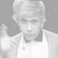 Porra Niall, volta aqui com a minha bio !!! Daddy, dá um jeito no Niall. Zayn acorda caralho !! D: -- Since :: 25/07/12 -- Sigam meu outro FC :: @_UmaDirection.