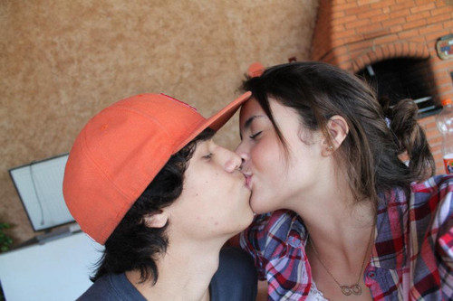 Twitter dedicado a @gabiserdas é @Vitoraguero