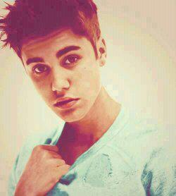 Si, soy #BELIEBER y que? algun problema? Ah si, pues me vale verga.