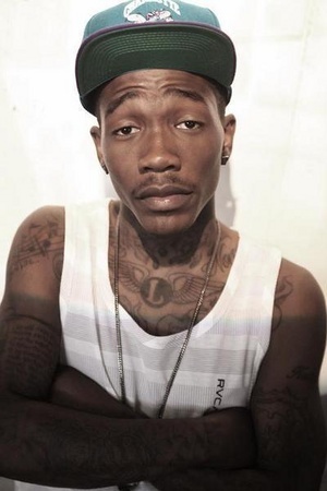 DizzyLyrics's profile picture. Not affiliated w/ @dizzywright, just posting his INCREDIBLE lyrics.

•Follow, I follow back.
•R-T as much as possible! Dizzy's voice needs to be heard!