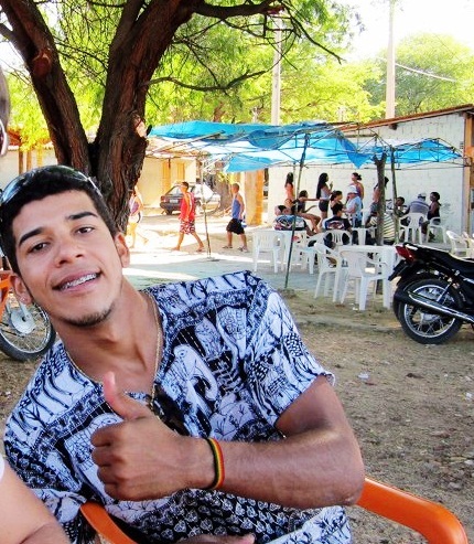 #Sempre na Luta com fé e atenção, faço a preza para os irmãos... 4:20