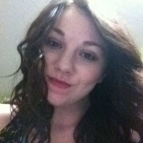 straceybrynne77's profile picture. Enjoys long walks on the beach and italian food (covered in cheese) ;)