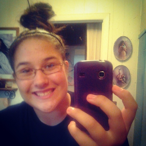very easy to get along with, sweet, dont take crap from people... COUNTRY DOWN TO THE BONE!!!!!!(;
