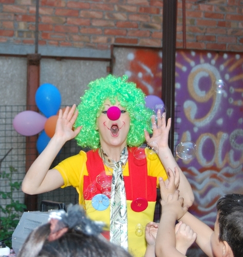 happyparty4's profile picture. Контакты : т 261 23 98 Организация детских праздников; организация свадеб; клоуны на дом; организация детского дня рождения; оформление воздушными шарами