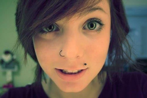Meus pensamentos estão sempre em alguém, e esse alguém é você…*-*